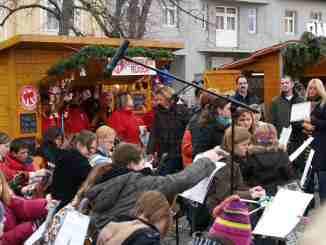 Musikalische Darbietung am Weihnachtsmarkt - Copyright www.auverein.at