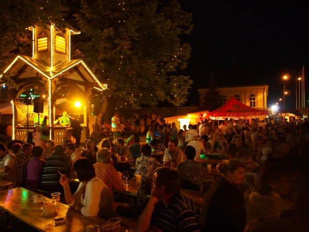 Dorffest in Felixdorf - Copyright auverein.at Foto: RoMiFe